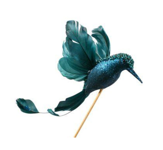 Hum-bird on pick
